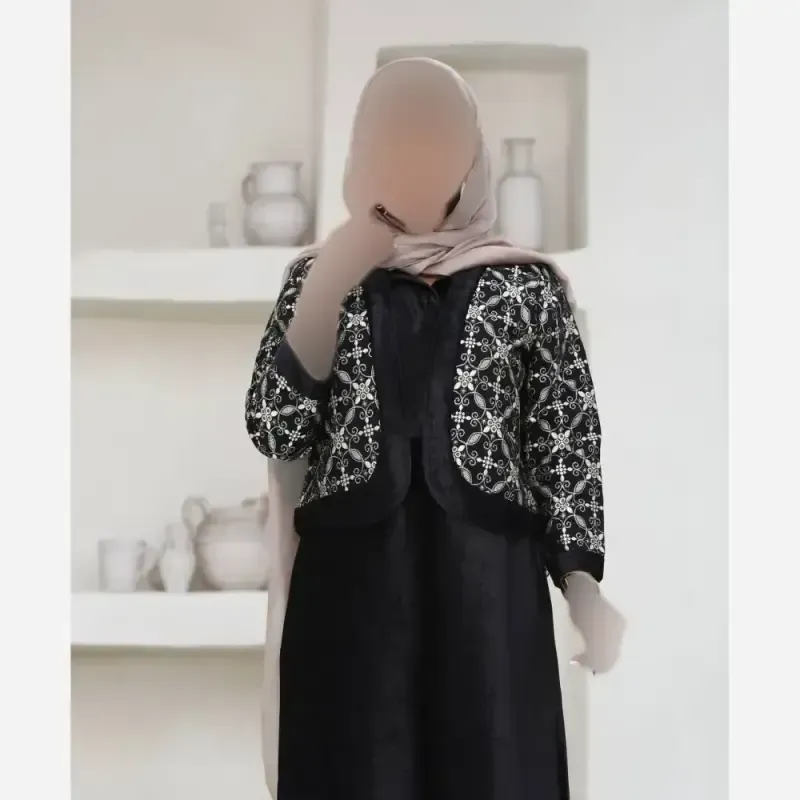 کت تک زنانه مخمل درجه یک خرجکار هندی فری سایز رنگبندی طرح 1 و طرح 2 - تصویر 3