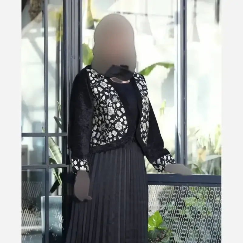 کت تک زنانه مخمل درجه یک خرجکار هندی فری سایز رنگبندی طرح 1 و طرح 2 - تصویر 2